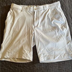 Greg Norman Performance Golf Shorts Light Khaki 36